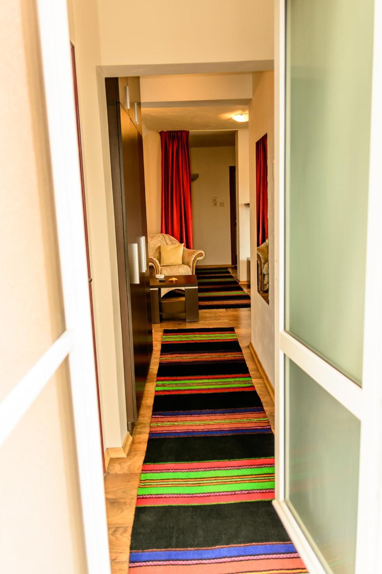 Apartment Leonardo Da Vinci Plovdiv Bagian luar foto