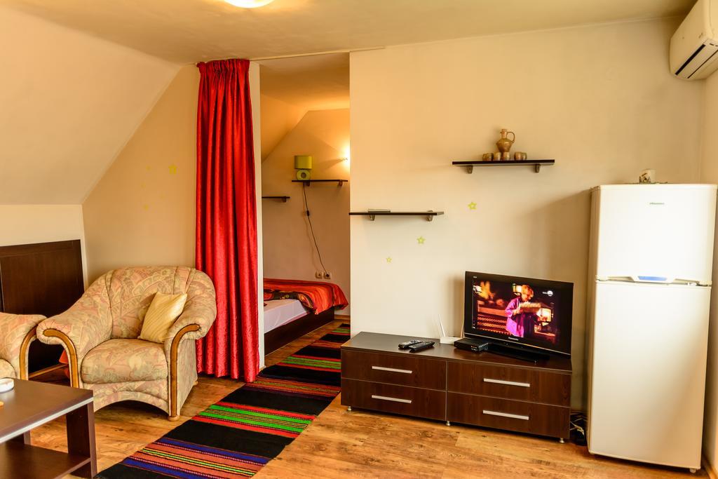 Apartment Leonardo Da Vinci Plovdiv Bagian luar foto